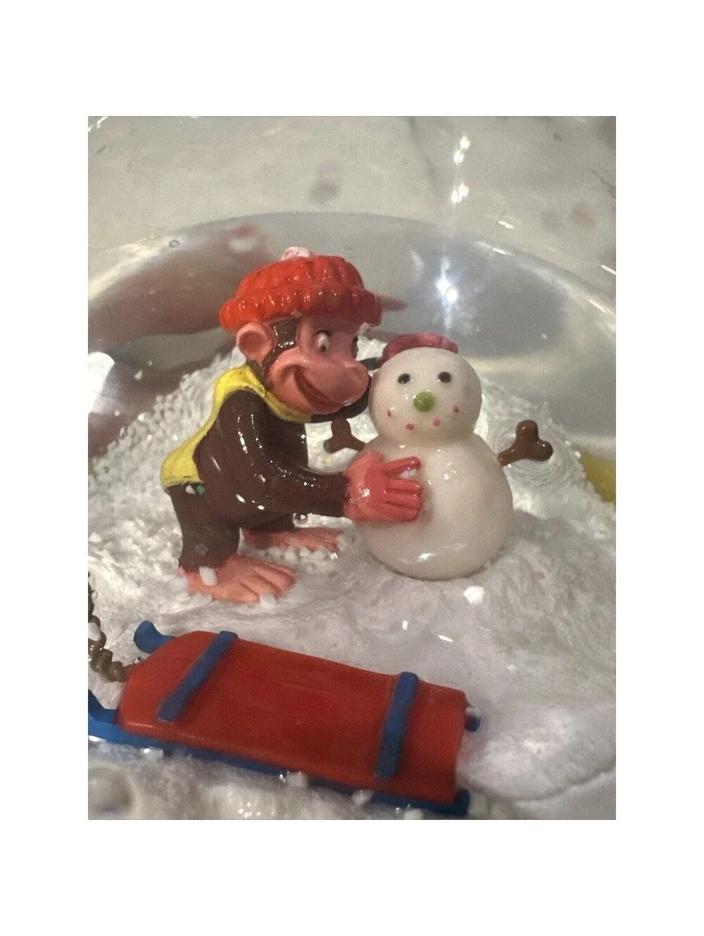 2006 Curious George Retro Plastic Christmas Snow Globe Universal Studios Holiday